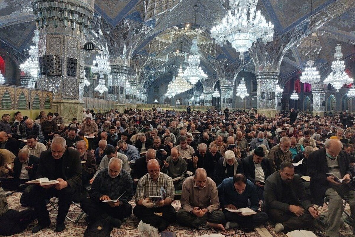 مراسم نیمه ماه رجب و قرائت دعای‌ام داود در جوار حرم مطهر رضوی برگزار شد