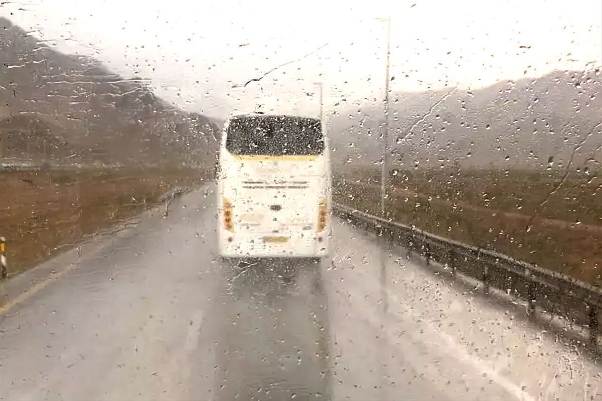 جاده تربت‌حیدریه به مشهد لغزنده است (۲۸ دی ۱۴۰۳)