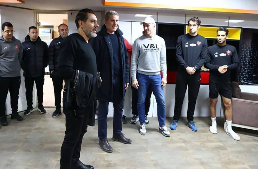 گاریدو برای خداحافظی، به محل تمرین پرسپولیس رفت + عکس گاریدو برای خداحافظی، به محل تمرین پرسپولیس رفت + عکس