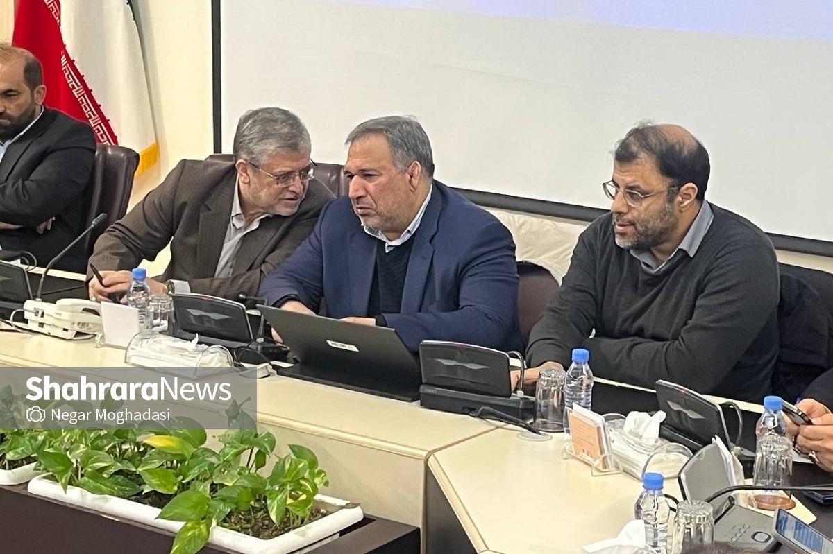 شهردار مشهد مقدس گفت: ما تاکنون در حوزه زیارت و اتباع خارجی، کمکی از دولت دریافت نکردیم؛ اما شهر را به نحو مطلوب اداره می‌کنیم.