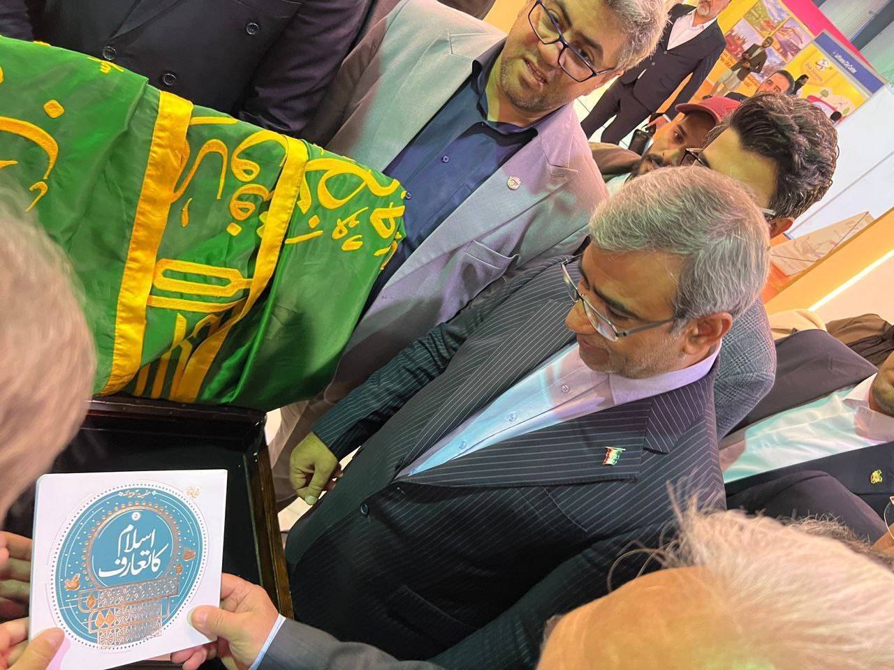 تاکید استاندار خراسان رضوی بر توسعه روابط اقتصادی با ایالت سند پاکستان + تصاویر تاکید استاندار خراسان رضوی بر توسعه روابط اقتصادی با ایالت سند پاکستان + تصاویر