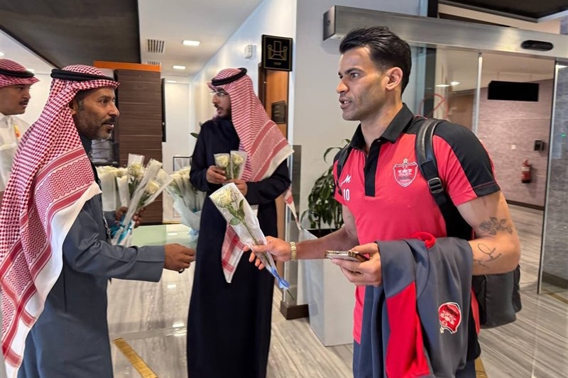 کاروان پرسپولیس به ریاض رسید کاروان پرسپولیس به ریاض رسید