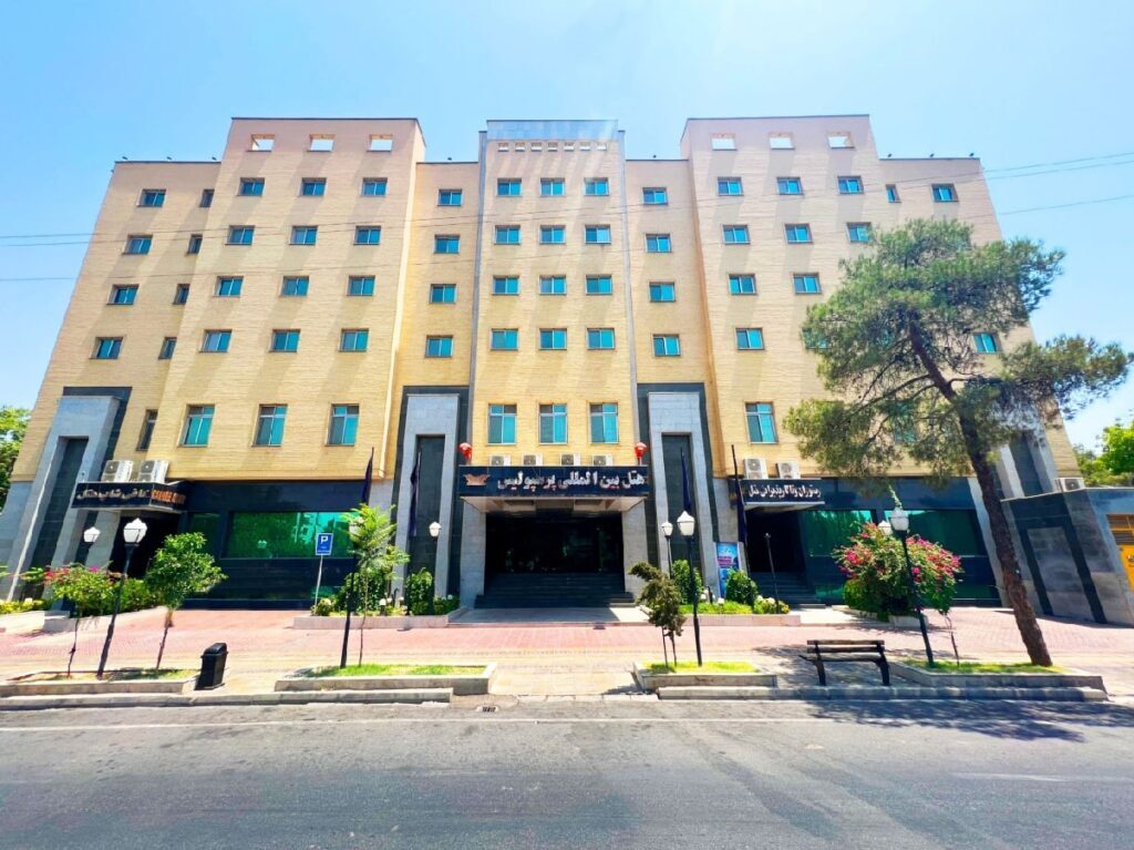 چه تفریحاتی در هتل پرسپولیس شیراز منتظر شماست؟ چه تفریحاتی در هتل پرسپولیس شیراز منتظر شماست؟