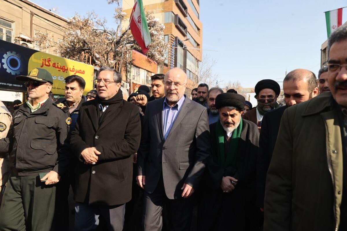 قالیباف در راهپیمایی ۲۲ بهمن ارومیه: مدیون شهدا و امام راحل هستیم