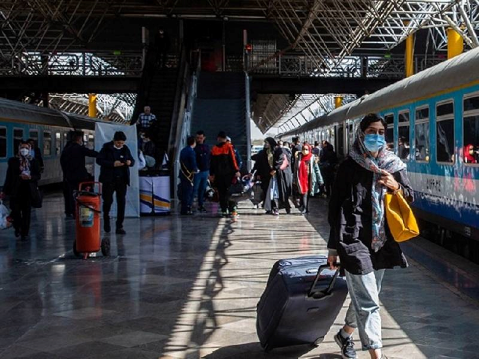 چرا قطار بهترین گزینه برای سفر به مشهد است؟ چرا قطار بهترین گزینه برای سفر به مشهد است؟