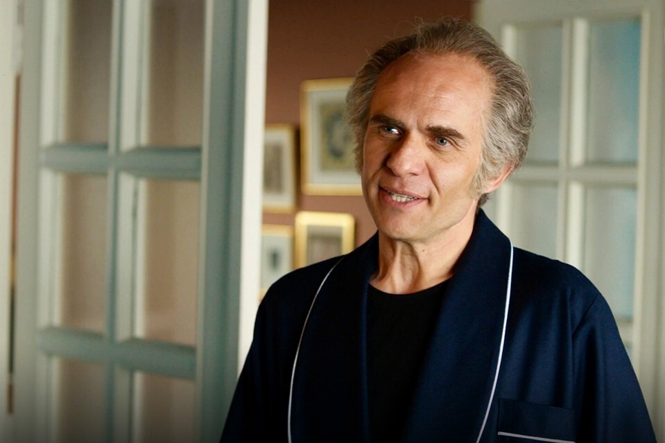 نگاهی به بازی موفق بابک حمیدیان در سریالهای «ازازیل» و «تاسیان» نگاهی به بازی موفق بابک حمیدیان در سریالهای «ازازیل» و «تاسیان»