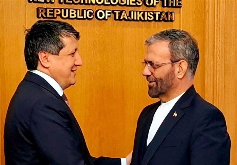 دعوت از وزیر صنعت تاجیکستان برای شرکت در ایران اکسپو ۲۰۲۵ دعوت از وزیر صنعت تاجیکستان برای شرکت در ایران اکسپو ۲۰۲۵