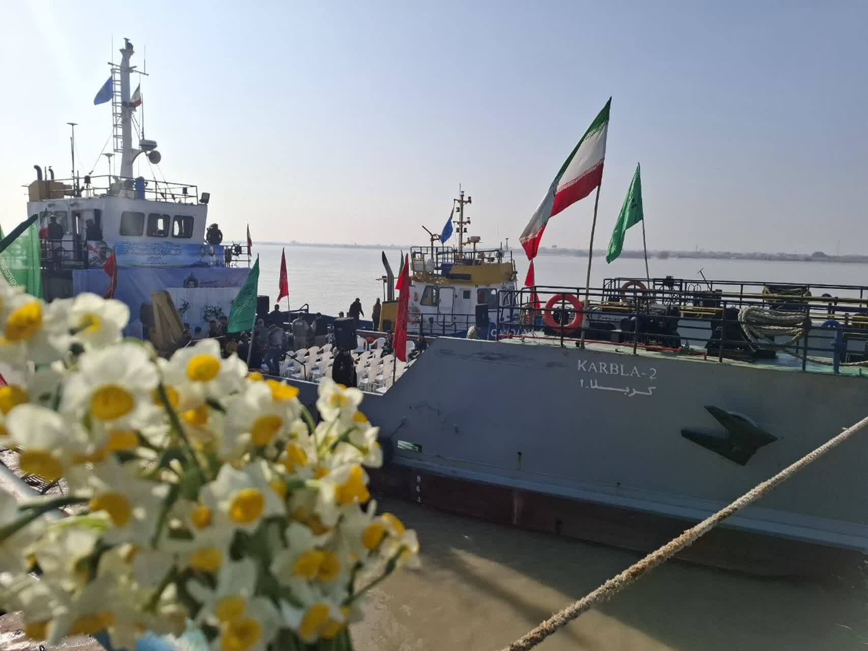 حضور مادر آرزوها در عروسی حوالی اروند کنار شهدای گمنام و ناو کربلا+ عکس حضور مادر آرزوها در عروسی حوالی اروند کنار شهدای گمنام و ناو کربلا+ عکس