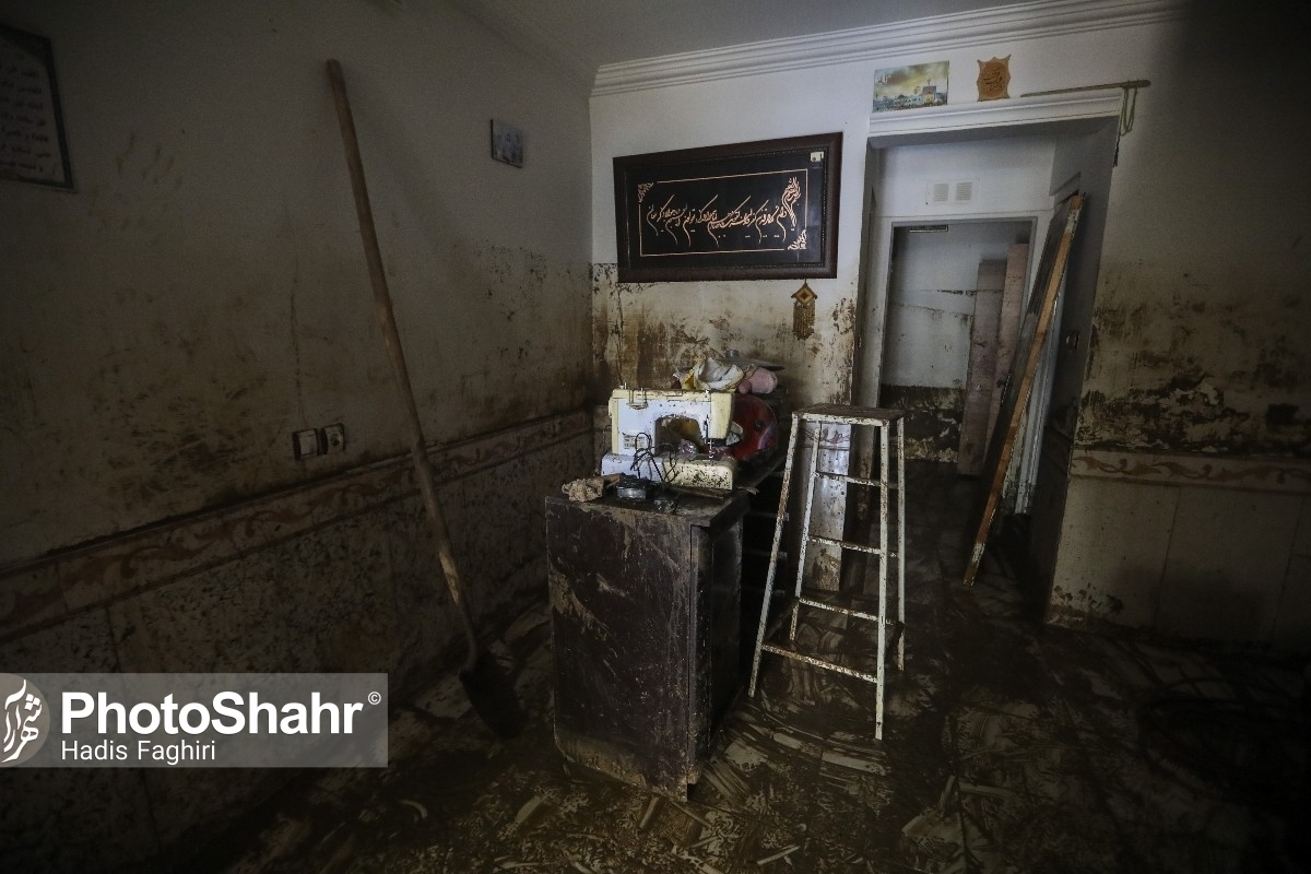 ۹ ماه از وقوع سیل خسارت زای مشهد گذشت، اما هنوز سیل زدگان مشهدی معطل اقدام سازمان برنامه و بودجه برای دریافت وام ۳۵۰ میلیون تومان بازسازی واحد‌های مسکونی خود هستند.