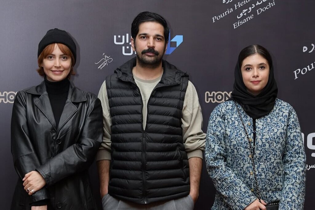 حضور بازیگران ترک در مراسم اکران و رونمایی از سریال بلیت یک طرفه + عکس حضور بازیگران ترک در مراسم اکران و رونمایی از سریال بلیت یک طرفه + عکس