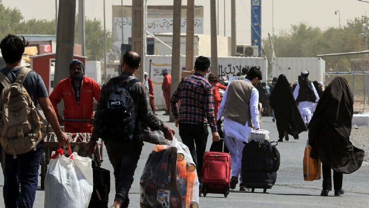 تردد روزانه ۳۵۰۰ مسافر ایرانی و افغانستانی در مرز دوغارون خراسان رضوی