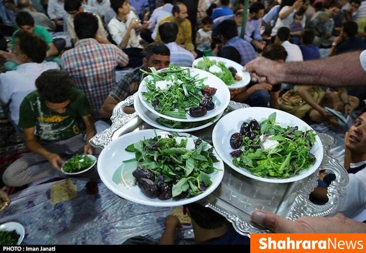 برپایی ۲۷۰۰ میز افطاری ساده در مشهد با مشارکت ۲۵۰ تشکل مردمی در نیمه اول ماه رمضان ۱۴۰۳