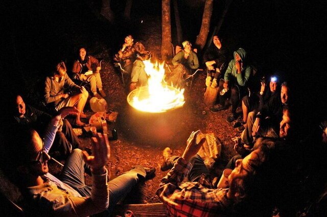 چهارشنبه سوری و آداب و رسوم آن در فرهنگ مردم خراسان چهارشنبه سوری و آداب و رسوم آن در فرهنگ مردم خراسان