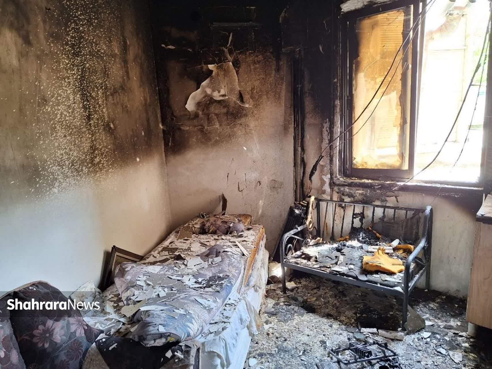 حریق در یک مهمانپذیر اطراف حرم رضوی اطفا شد (۱ اردیبهشت ۱۴۰۳) حریق در یک مهمانپذیر اطراف حرم رضوی اطفا شد (۱ اردیبهشت ۱۴۰۳)