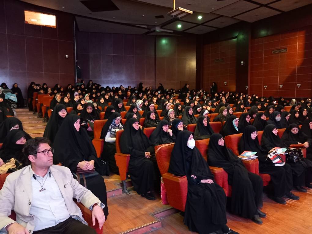 طرح ملی طوبی، در مجتمع فرهنگی امام رضا (ع) برگزار شد طرح ملی طوبی، در مجتمع فرهنگی امام رضا (ع) برگزار شد