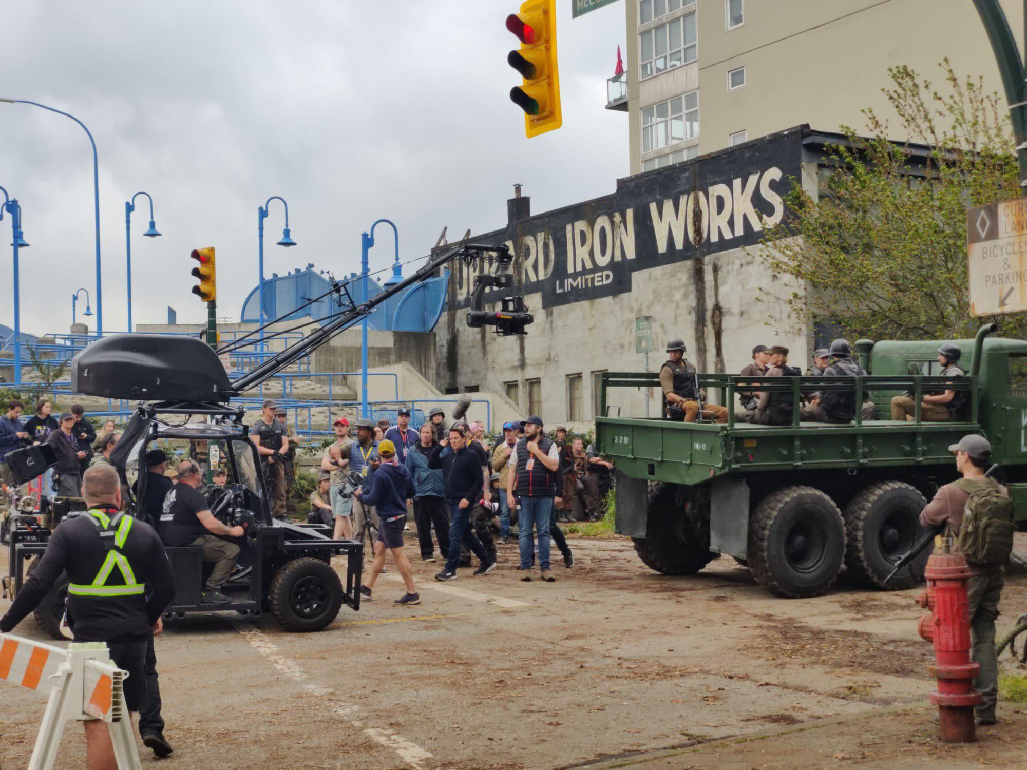 اولین تصاویر از فصل دوم سریال «آخرین ما» (The Last of Us) اولین تصاویر از فصل دوم سریال «آخرین ما» (The Last of Us)