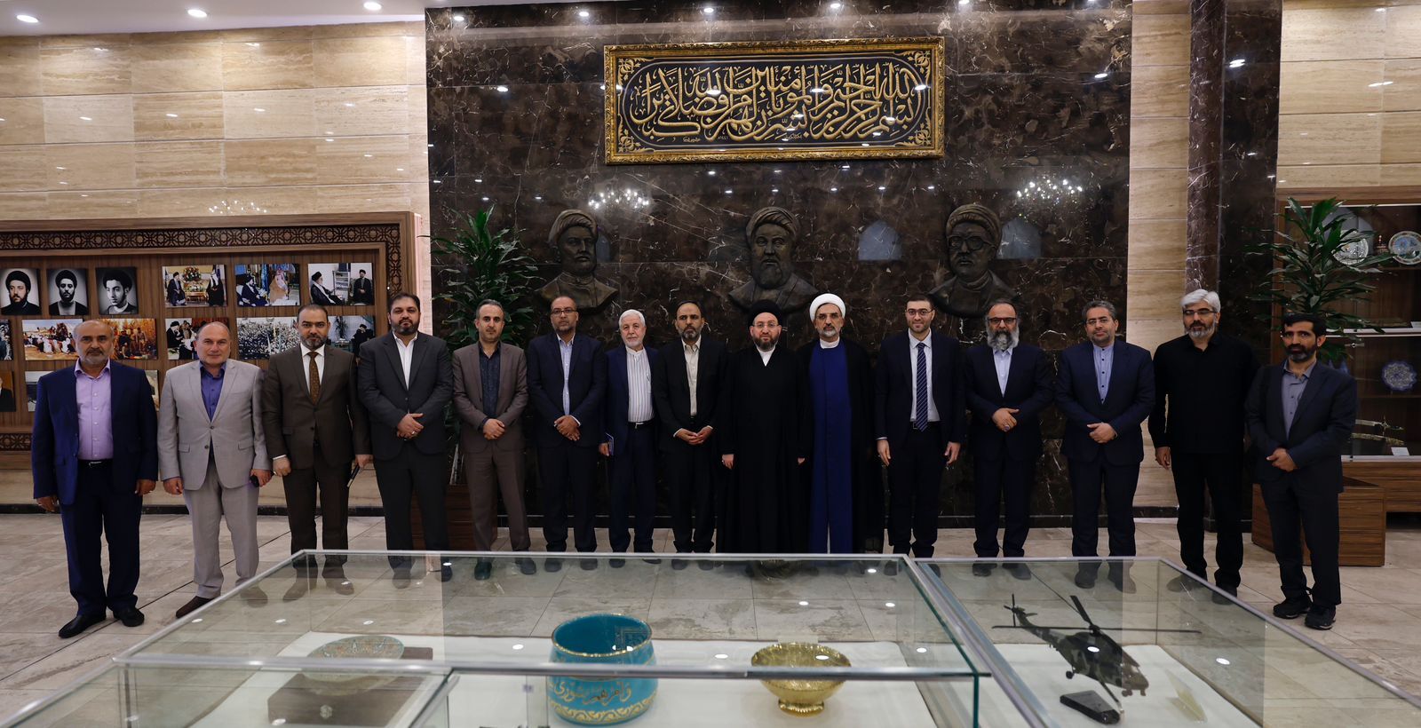 دیدار و رایزنی حکیم و معاون رسانهای وزارت ارشاد ایران | تاکید بر گسترش همکاری فرهنگی عراق و ایران دیدار و رایزنی حکیم و معاون رسانهای وزارت ارشاد ایران | تاکید بر گسترش همکاری فرهنگی عراق و ایران