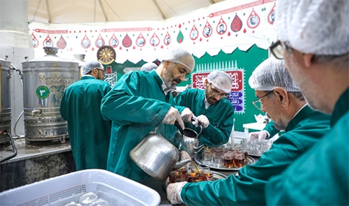 قند مکرر زیر سایه حضرت قند مکرر زیر سایه حضرت