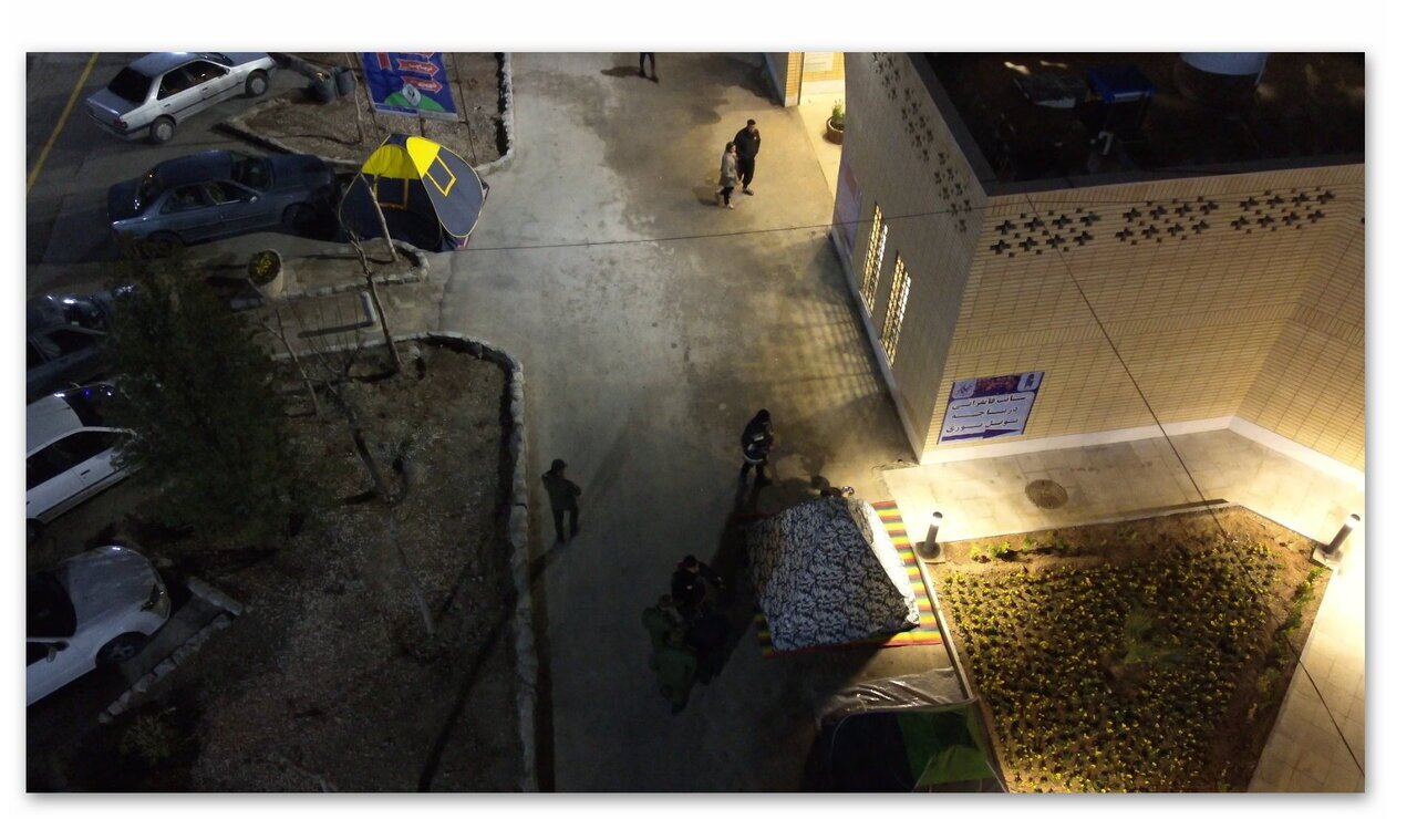 تصاویر واقعی از نجات جان ۶ نفر در اصفهان توسط پهپاد آتش نشان تصاویر واقعی از نجات جان ۶ نفر در اصفهان توسط پهپاد آتش نشان