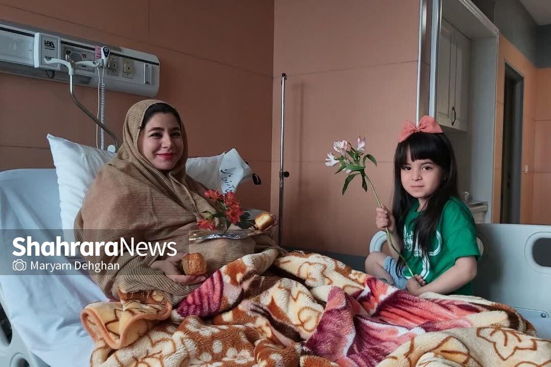 روایتی از حضور بانوان خادم کنار نوزادان تازه‌متولدشده | اشک‌های شوق مادرانه روی پرچم متبرک حرم مطهر رضوی + عکس و فیلم