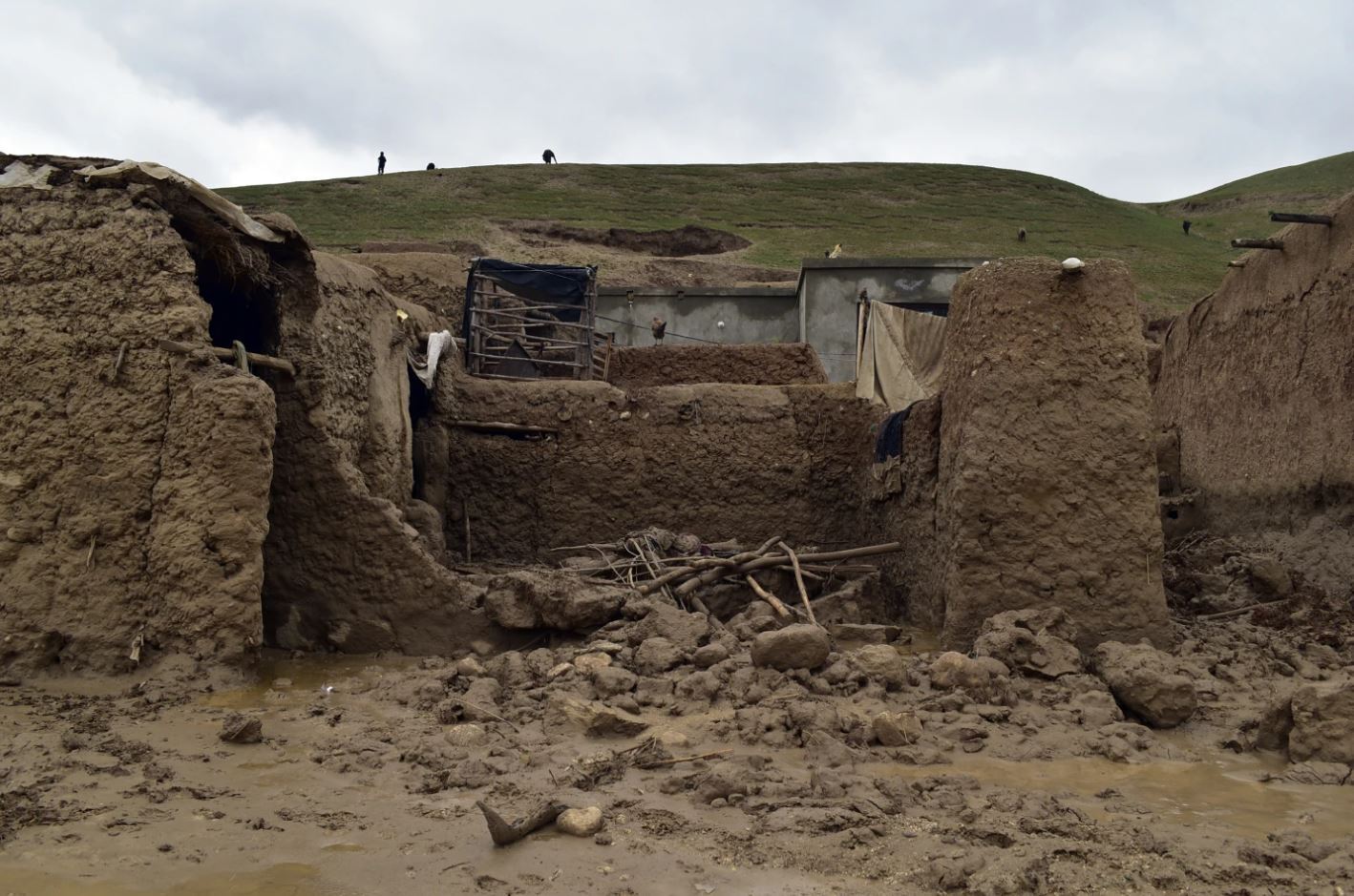نگاهی به آخرین آمار تلفات در سیل افغانستان نگاهی به آخرین آمار تلفات در سیل افغانستان