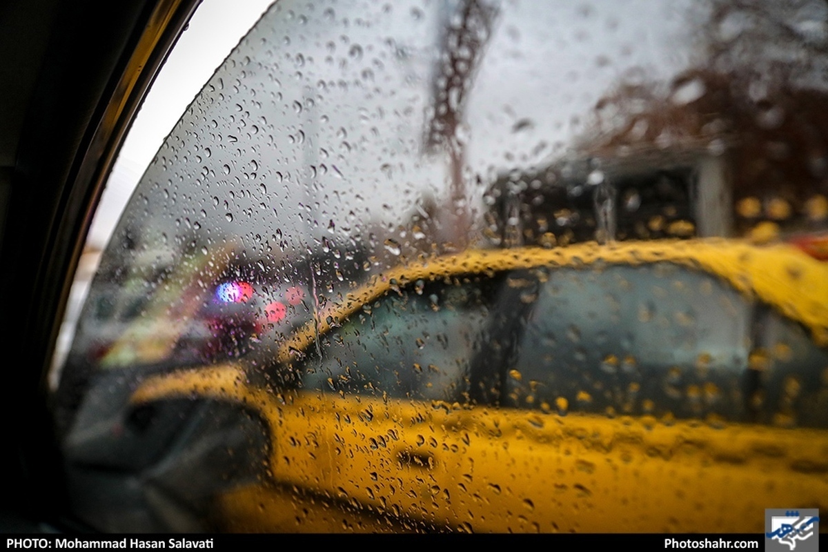 ویدئو | بارش باران شدید و رعد و برق در مشهد (۲۵ اردیبهشت ۱۴۰۳)