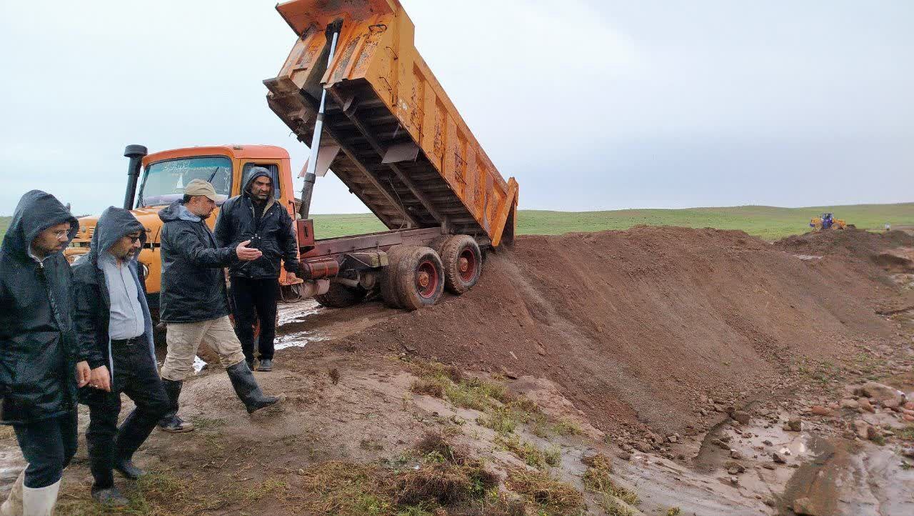 بازدید استاندار خراسان رضوی از روستا‌های سیل زده فریمان+ عکس (۲۸ اردیبهشت ۱۴۰۳)