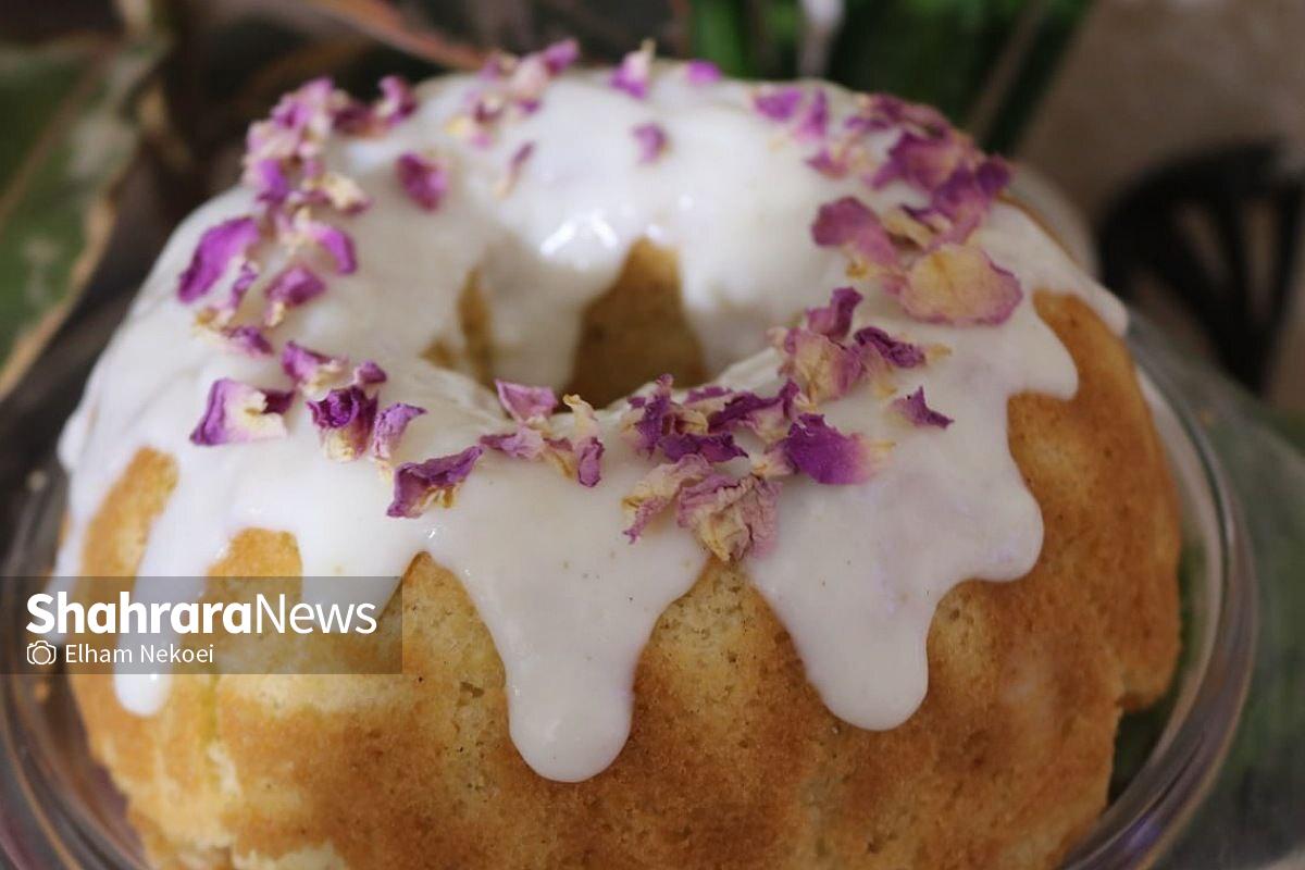 طرزتهیه کیک هلوگلاب با سس مخصوص + عکس کیک هلوگلاب