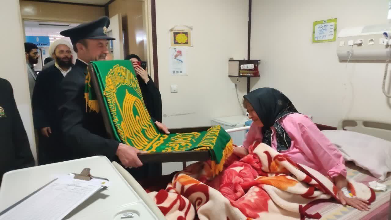 ۱۱ هزار جشن زیر سایه خورشید در کشور دلهای عاشقان را روانه حرم امام مهربانیها کرد ۱۱ هزار جشن زیر سایه خورشید در کشور دلهای عاشقان را روانه حرم امام مهربانیها کرد