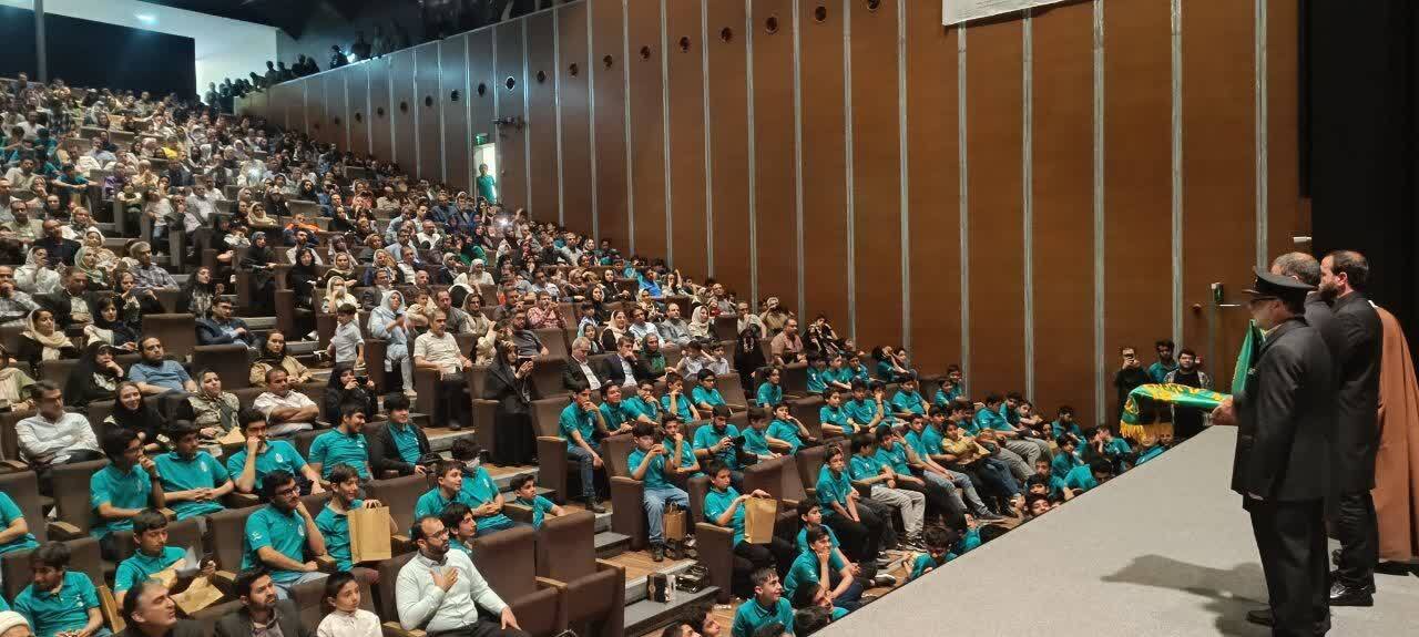 ۱۱ هزار جشن زیر سایه خورشید در کشور دلهای عاشقان را روانه حرم امام مهربانیها کرد ۱۱ هزار جشن زیر سایه خورشید در کشور دلهای عاشقان را روانه حرم امام مهربانیها کرد