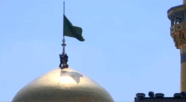 پرچم گنبد حرم مطهر رضوی تعویض شد + فیلم و عکس