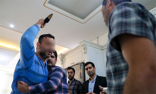 دستگیری قاتلی که با ۱۰میلیارد رضایت گرفته بود! دستگیری قاتلی که با ۱۰میلیارد رضایت گرفته بود!