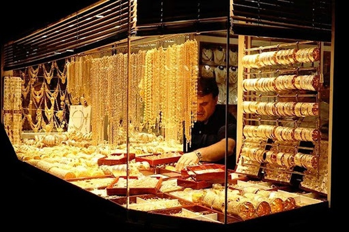 نرخ طلای ۱۸ عیار در بازار امروز مشهد (۱۲ خرداد ۱۴۰۳)