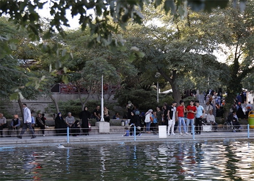 بوستانگردی با چاشنی دود سیگار و بوی ماهی مرده! بوستانگردی با چاشنی دود سیگار و بوی ماهی مرده!