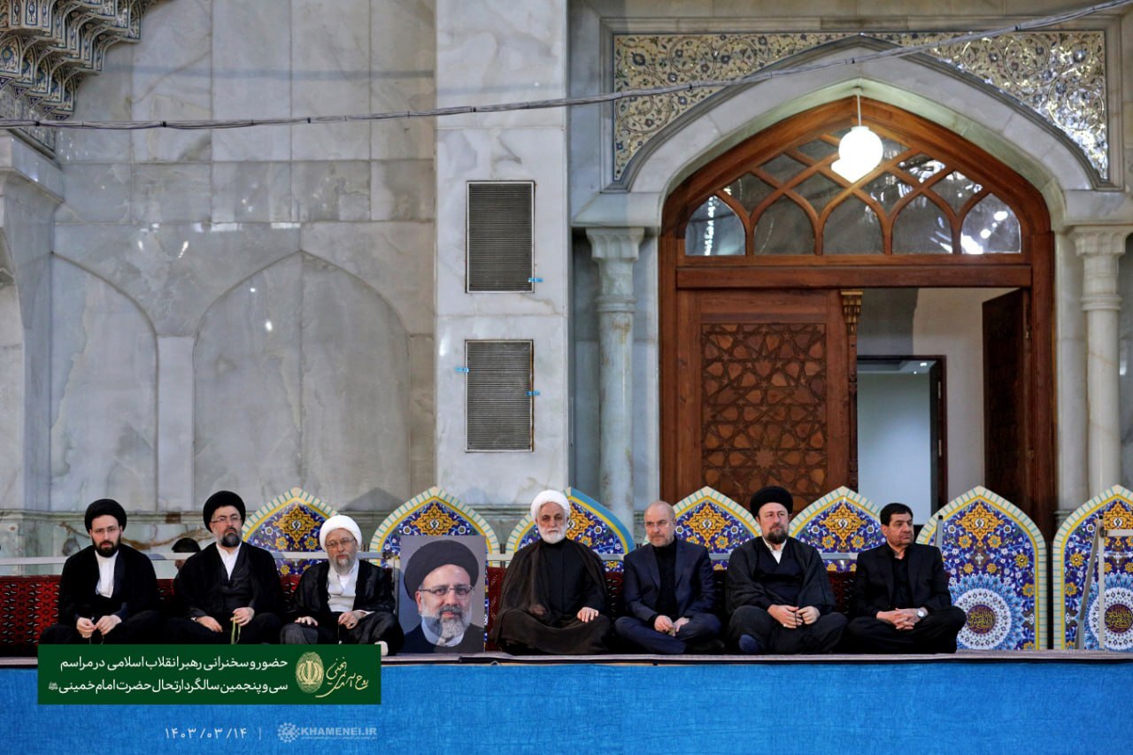 رهبر انقلاب در مراسم سالگرد ارتحال امام خمینی(ره): رژیم صهیونیستی دارد تمام میشود، مردم دنیا دارند میبینند + فیلم رهبر انقلاب در مراسم سالگرد ارتحال امام خمینی(ره): رژیم صهیونیستی دارد تمام میشود، مردم دنیا دارند میبینند + فیلم