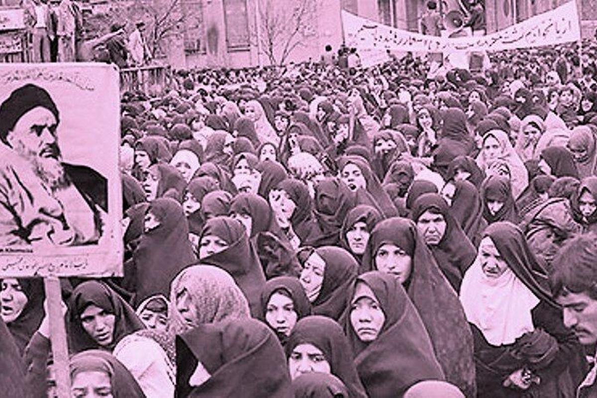 حماسه ماندگار قیام ۱۵ خرداد با حضور زنان تاثیرگذار