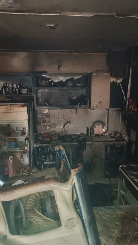 انفجار و حریق منزل مسکونی دو مصدوم بر جای گذاشت (۲ خرداد ۱۴۰۳) انفجار و حریق منزل مسکونی دو مصدوم بر جای گذاشت (۲ خرداد ۱۴۰۳)