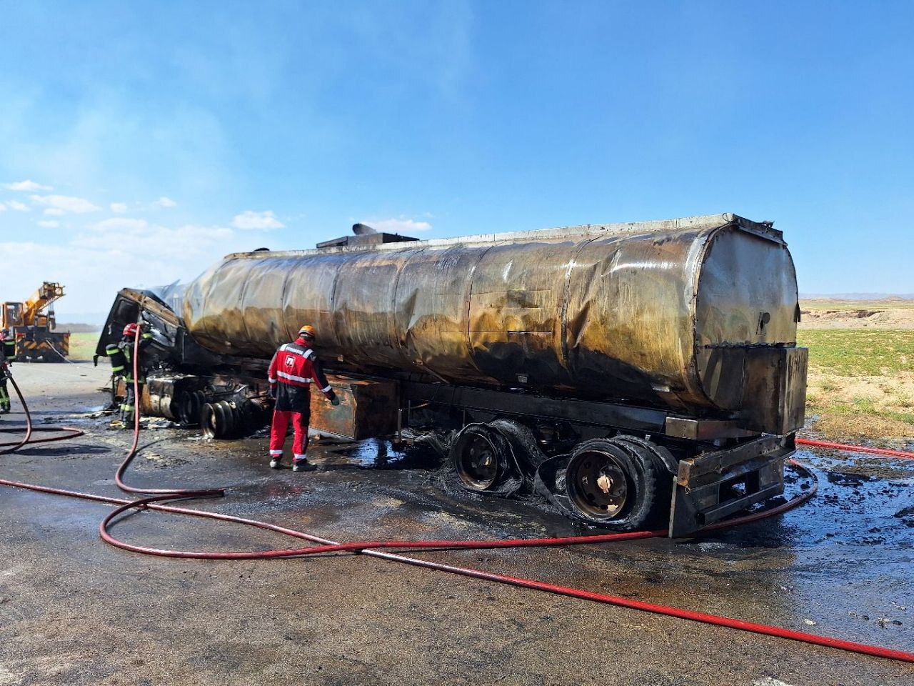 تصادف شدید کامیون و تانکر حمل سوخت در مشهد + تصاویر (۲۱ خرداد ۱۴۰۳) تصادف شدید کامیون و تانکر حمل سوخت در مشهد + تصاویر (۲۱ خرداد ۱۴۰۳)