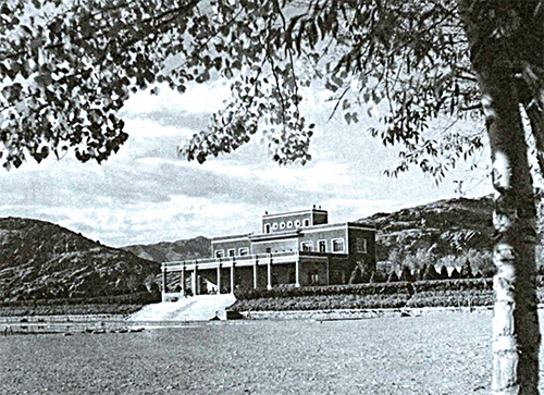 سیاحی که عکاسی را به جواهر تبدیل کرد