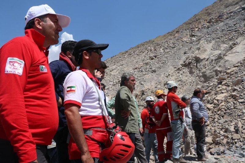 آخرین اخبار از عملیات جست و جوی مفقودین معدنِ شازند + عکس آخرین اخبار از عملیات جست و جوی مفقودین معدنِ شازند + عکس