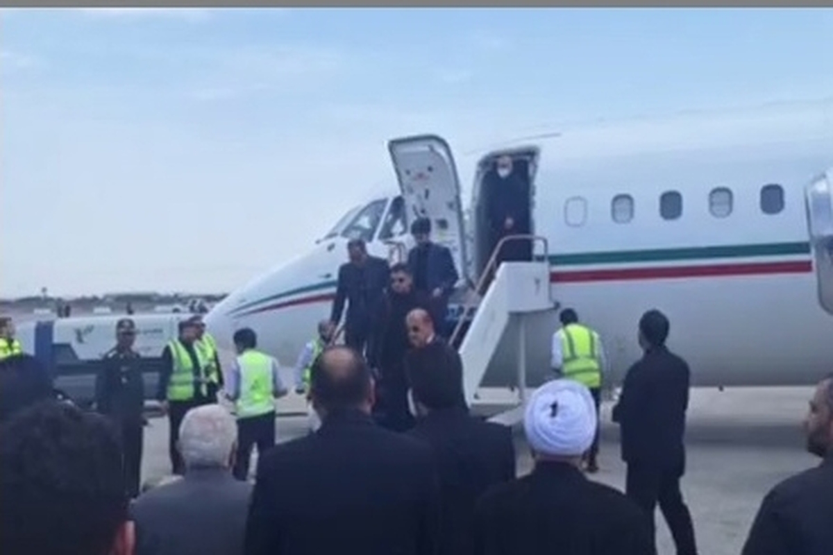 ویدئو | استقبال از خانواده رئیس‌جمهور شهید در فرودگاه مشهد