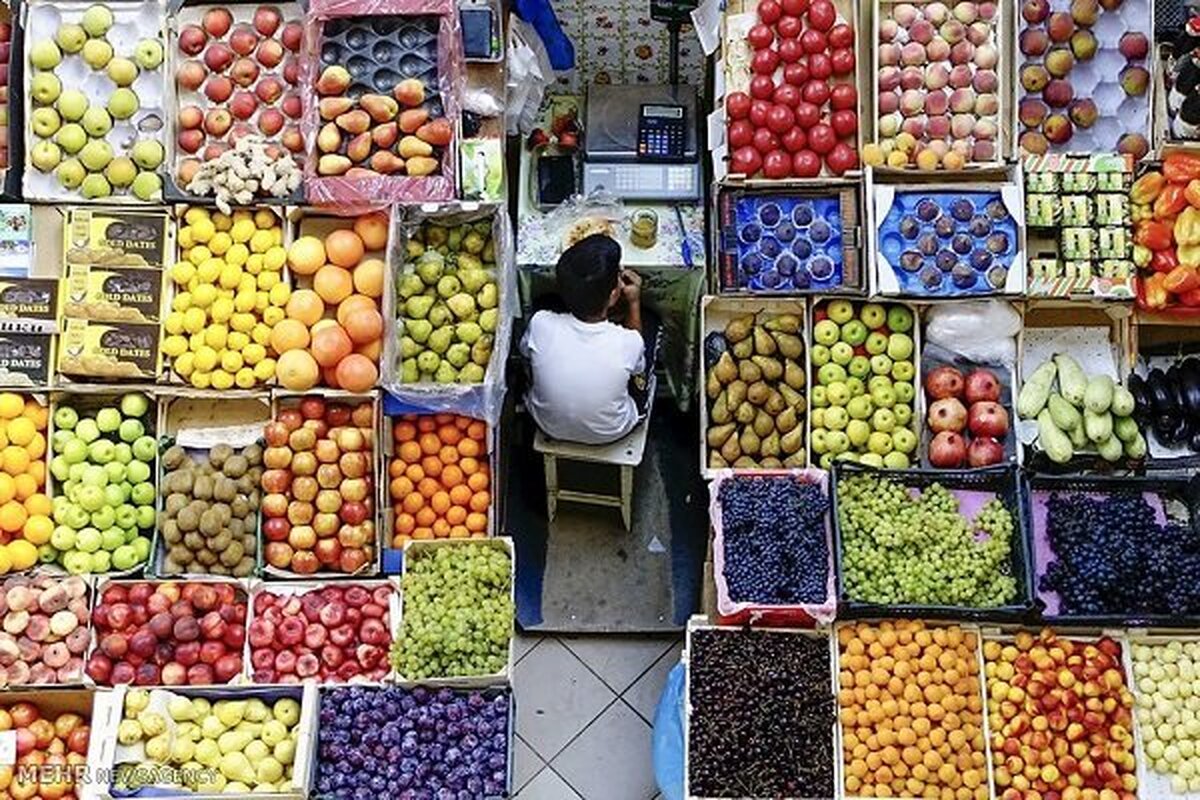 پلمب یک میوه‌فروشی در خیابان فرامرز عباسی مشهد
