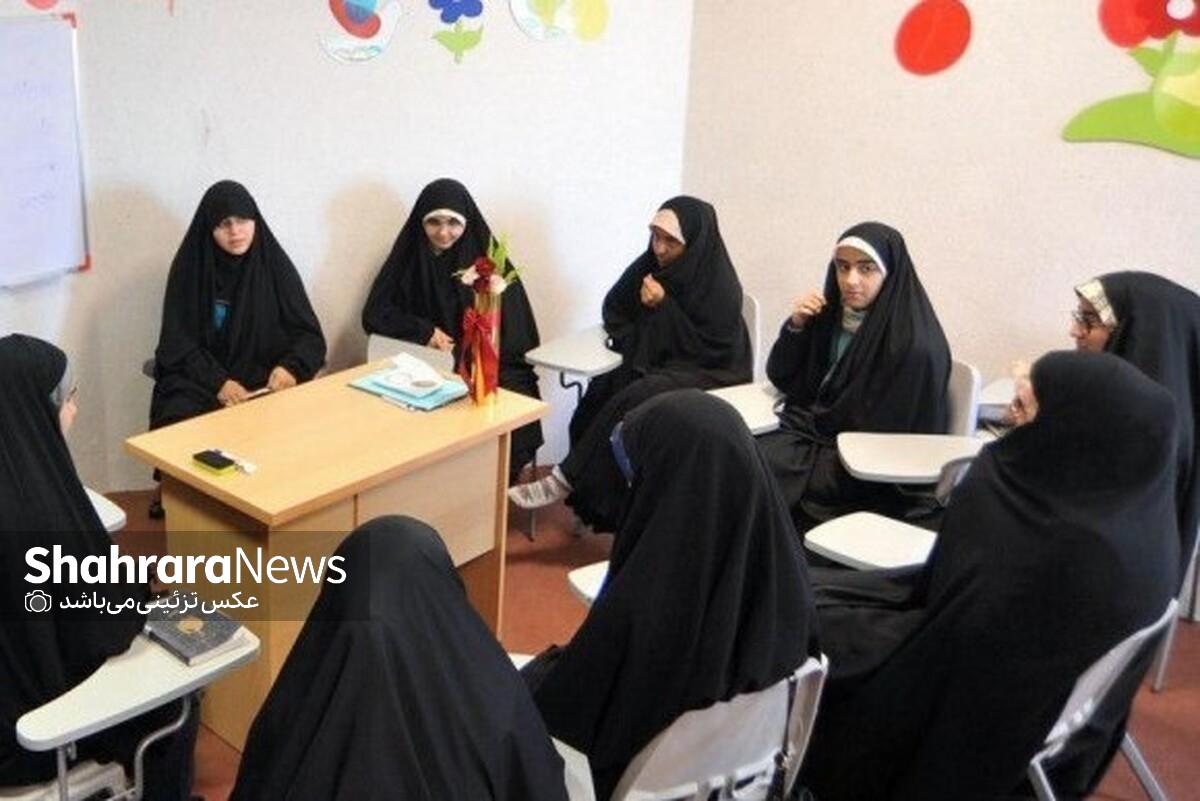 آغاز به‌کار اولین دوره مهارتی‌آموزشی دختران نوجوان در مشهد