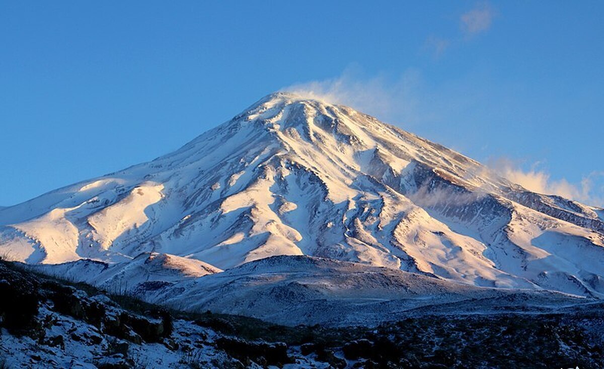 ویدئو| نمایی زیبا از نوک قله دماوند
