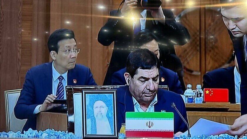 مخبر: جمهوری اسلامی ایران مخالف تحریمهای یکجانبه ظالمانه در حوزه انرژی است مخبر: جمهوری اسلامی ایران مخالف تحریمهای یکجانبه ظالمانه در حوزه انرژی است