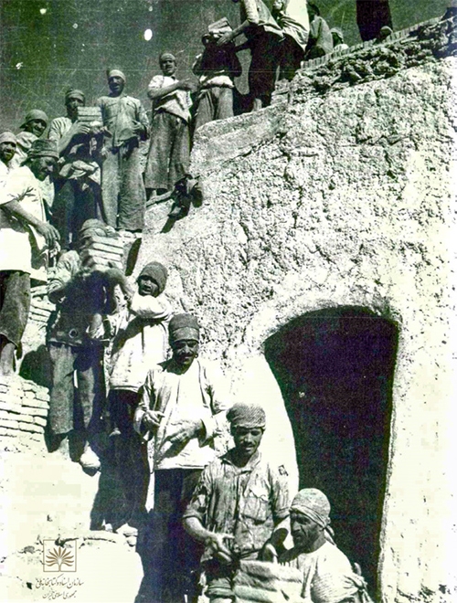 روایتی گرم از آجر‌هایی که مشهد را ساختند