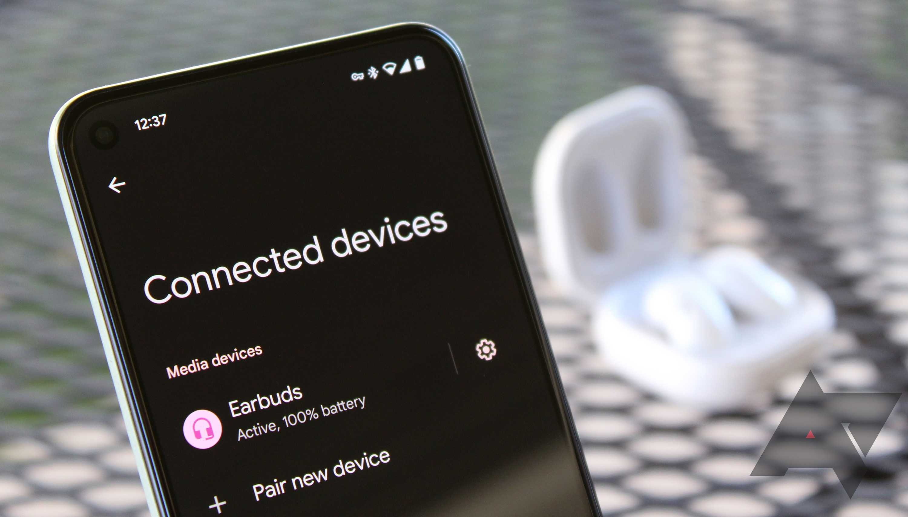 چرا هندزفریهای بلوتوثی در اندروید بهتر از iOS عمل میکنند؟ چرا هندزفریهای بلوتوثی در اندروید بهتر از iOS عمل میکنند؟