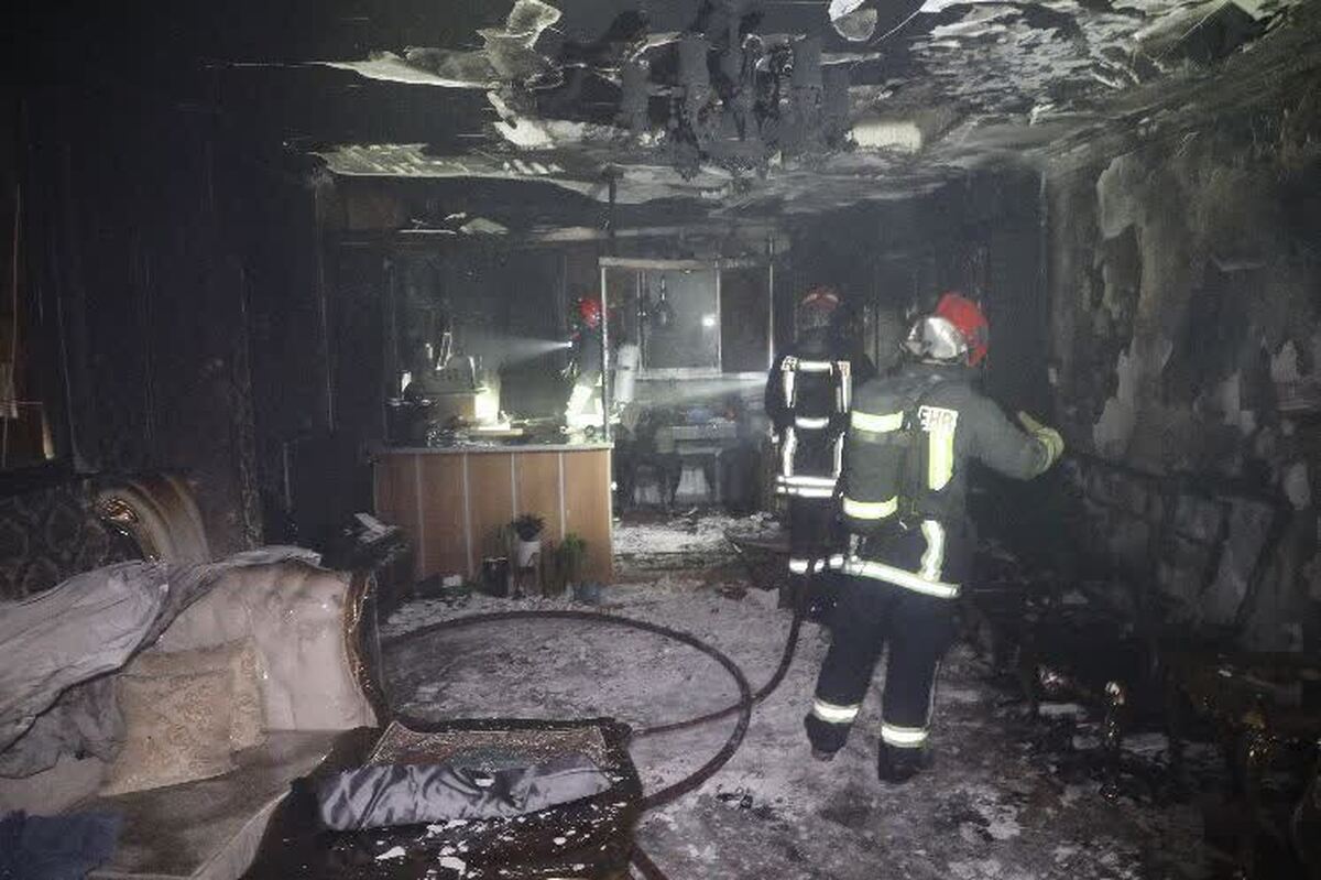 آتش سوزی منزل مسکونی در بلوار عبدالمطلب مشهد (۲۱ تیر ۱۴۰۳)