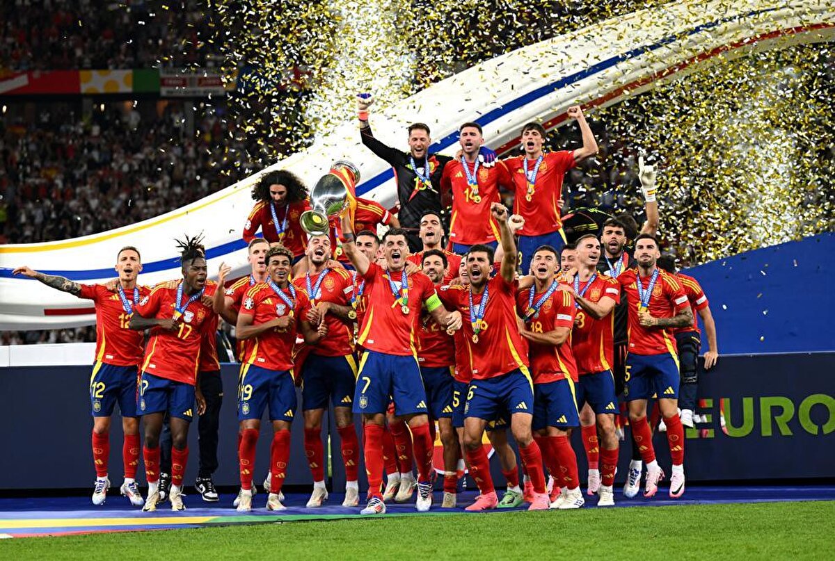 عکس‌هایی از فینال یورو ۲۰۲۴ | اسپانیا جام را به خانه برد