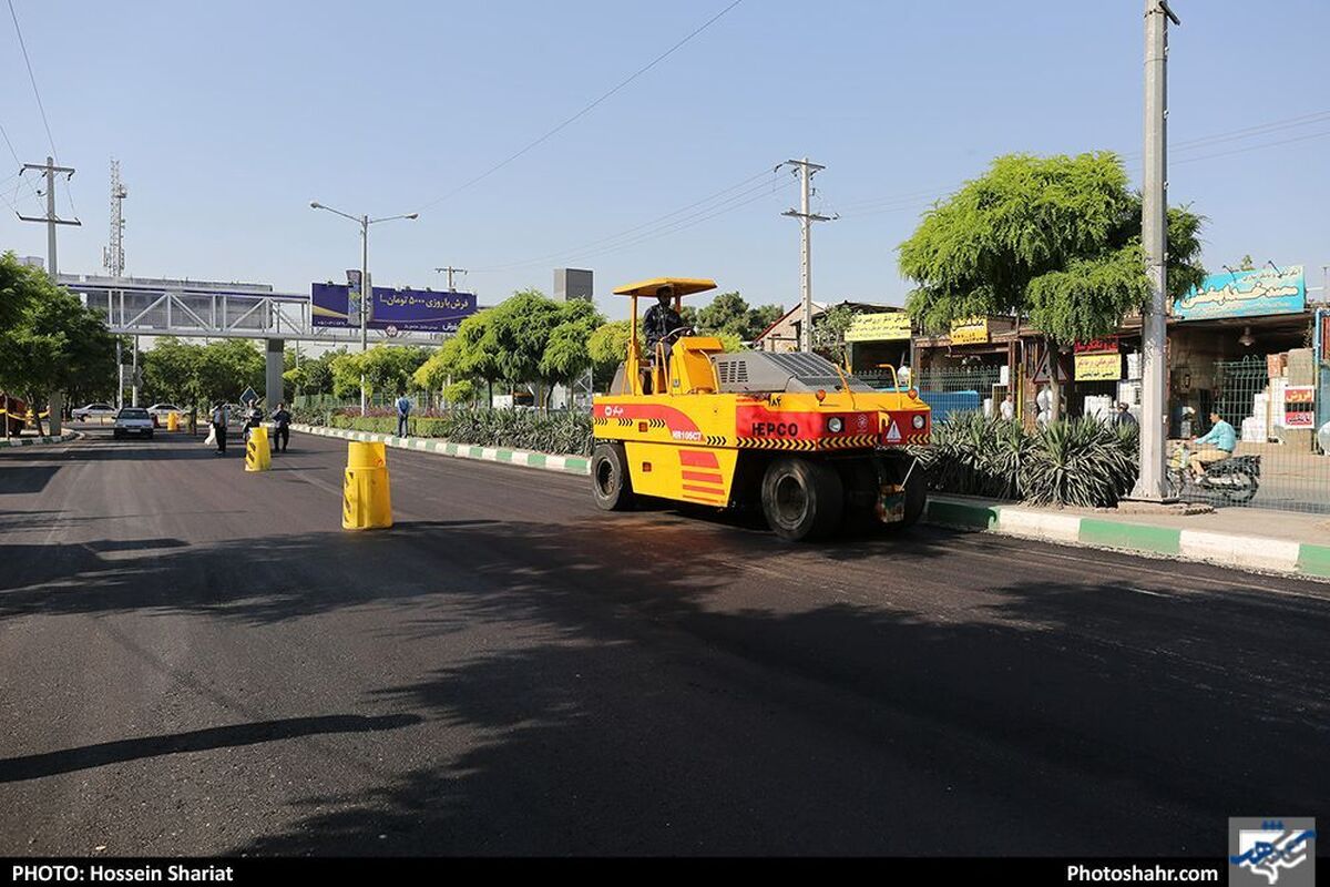 عضو هیئت‌رئیسه شورای شهر مشهد: نهضت آسفالت براساس برنامه زمان‌بندی درحال اجراست